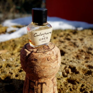 ... ein  winziges Schlückchen auf meinen    5. PARFUMO GEBURTSTAG   (27.01.2019)