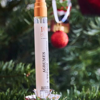 Die letzte Kerze am Baum - heute fliegt der Baum raus