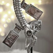 Ihr lieben Duftnasen, auf diesem Wege ein herzliches Dankeschön für eure lieben Kommis & Blicke - diese spiegelnden Flakons waren fürs Gesamtbild eine wahre Herausforderung... qualitativ ne glatte 6 ;D Lasst es euch gutgehen ♥♥ (von EveMist)