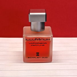 Scarlet Oud - Illuminum
