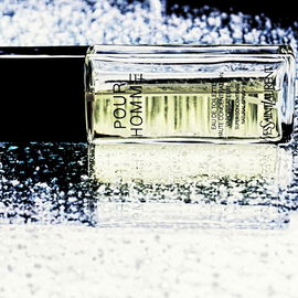 Special fragrances deserve special pictures