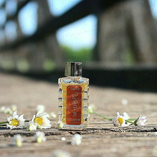 Madisha von Charrier / Parfums de Charières