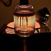 Ein Licht in dieser dunklen Zeit, bringe Ruhe u Geduld.... hin zu wärmeren, helleren Gefilden. Euch Lieben, wünsch' ich 'nen freudigen Tag.  VG. 🕯 (by AltoBasso)