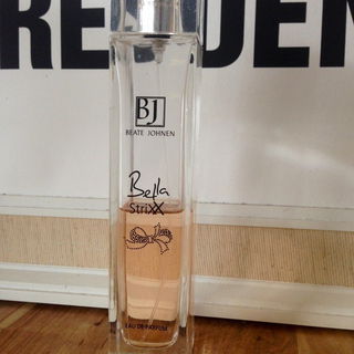 Bella Strixx von Beate Johnen