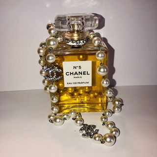 N°5 (Eau de Parfum) by Chanel