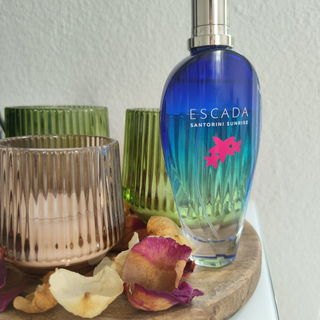 Santorini Sunrise von Escada