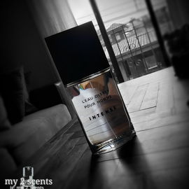 L'Eau d'Issey pour Homme Intense - Issey Miyake