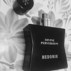 Divine Perversion von Hedonik