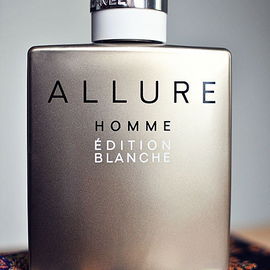 Allure Homme Édition Blanche (Eau de Toilette Concentrée) - Chanel