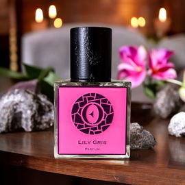 Lily Gris: Sekadau - Ensar Oud / Oriscent
