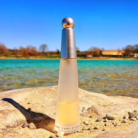 💦 Ein spritzig-frisch-fröhlicher Duft, für einen Sonnentag am kleinen Schlosssee 💦 Danke für's Vorbeischauen 🥰