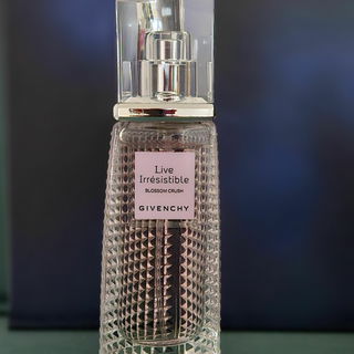 Live Irrésistible Blossom Crush by Givenchy