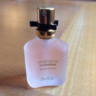 Shahana Classique by Black Onyx
