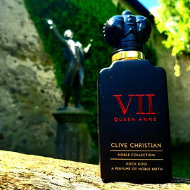 VII: Queen Anne - Rock Rose - Clive Christian