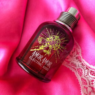 Amor Amor Electric Kiss von Cacharel