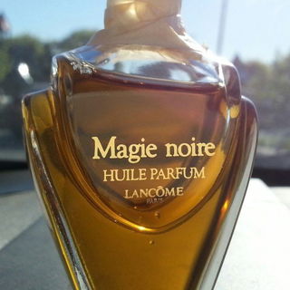 Magie Noire (Eau de Toilette) by Lancôme