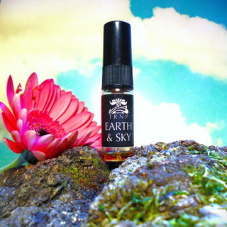 Earth & Sky (Eau de Parfum) von Teone Reinthal Natural Perfume