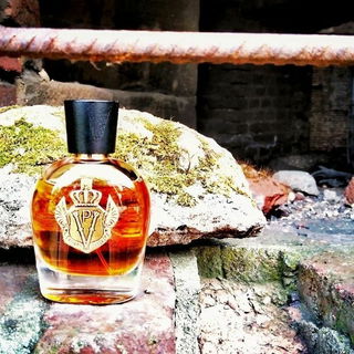 Sandal Amber - Parfums Vintage