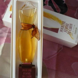 Pour Une Femme de Caron (2001) (Eau de Parfum) - Caron