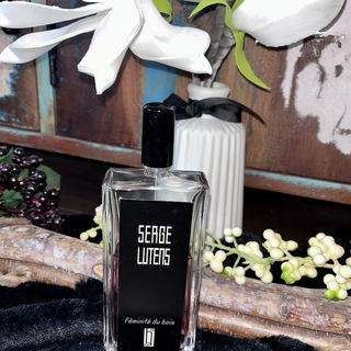 Féminité du bois von Serge Lutens