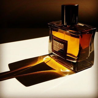 Perle Rare Ambre Carthage / L'Ambre de Carthage (2011) - Panouge