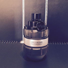 Spicebomb Eau Fraiche - Viktor & Rolf