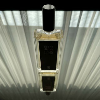 Clair de musc by Serge Lutens