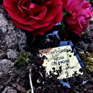 Noir de Noir (Eau de Parfum) by Tom Ford