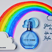 Pures Glück in einem kleinen Fläschchen (von JulieFä91)