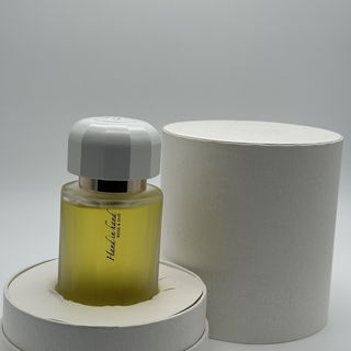 Hand in Hand - Rose & Oudh by Ramón Monegal