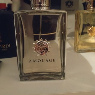 Fresh Couture - Moschino