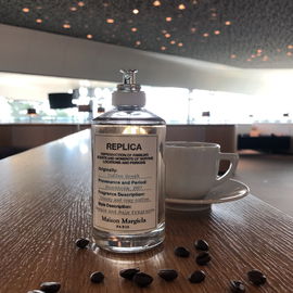 Coffee Break - Maison Margiela