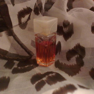 Raffinée (Eau de Toilette) - Houbigant