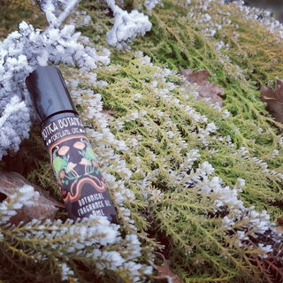Mushroom Hunting (Perfume Oil) von Botica Botanica