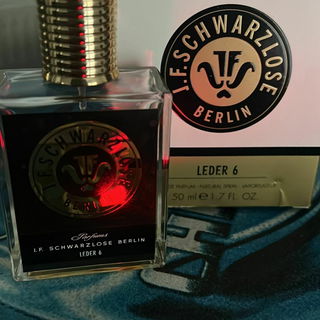 Leder 6 / Fetisch von J.F. Schwarzlose Berlin