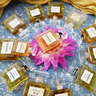 N°19 (Parfum) von Chanel