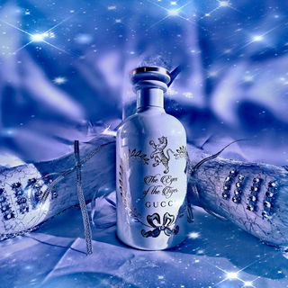 Eistanz zu 'The Eye of the Tiger'