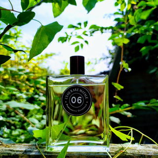 06 L'Eau Rare Matale - Pierre Guillaume