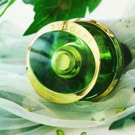 The green gemstone