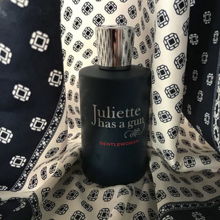 Gentlewoman - Juliette Has A Gun