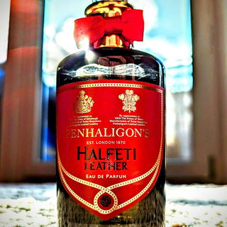 Halfeti Leather von Penhaligon's