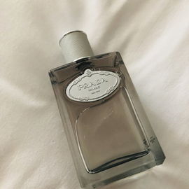 Infusion d'Iris Cèdre von Prada