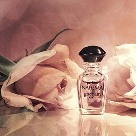 Nahema (Parfum) - Guerlain