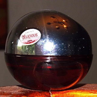 Red Delicious Men - DKNY