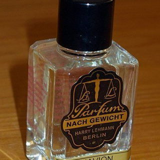 L'Avion - Harry Lehmann