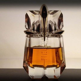Alien - Le Goût du Parfum - Mugler