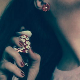 Cheap and Chic - Chic Petals - Moschino