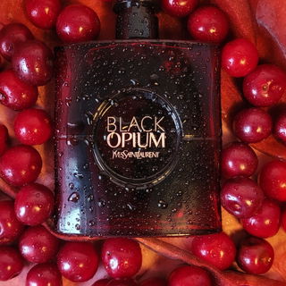 Black Opium (Eau de Parfum Over Red) von Yves Saint Laurent