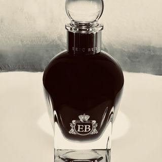Oud Saffron Flower von Eric Buterbaugh Florals