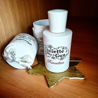 Romantina - Juliette Has A Gun